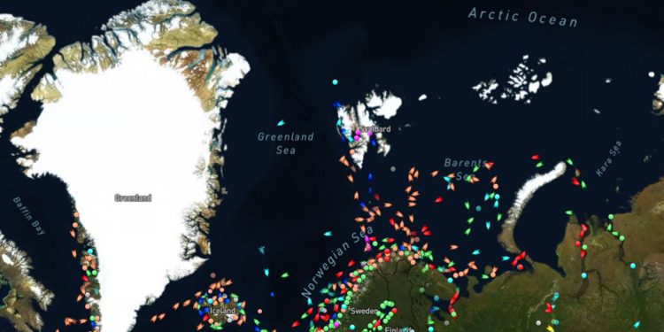 Russiske trawlere spottet ved østkysten af Grønland snapshot Marinetraffic