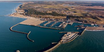 Hanstholm Havn har nu indgået en aftale med projektet Sea Center Hanstholm, der vil rykke ind i det nye havnehus, når det står klar.  foto: Hanstholm Havn 
