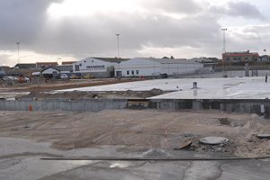 Opførelsen af Hav Lines lakseterminal på Hirtshals Havn er påbegyndt