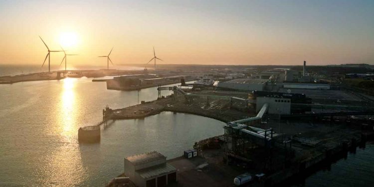 Hirtshals Havn har besluttet at droppe deres storstilede plan om en havneudvidelse til én milliard kroner, som oprindeligt var tænkt som et samlet projekt. foto: Hirtshals Havn