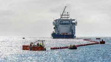 Energinet har sammen med transmissionsselskaber fra Belgien, Tyskland og Holland underskrevet en aftale, der skal koordinere vedligeholdelsen af de mange offshore-kabler.  foto: EnergiNet