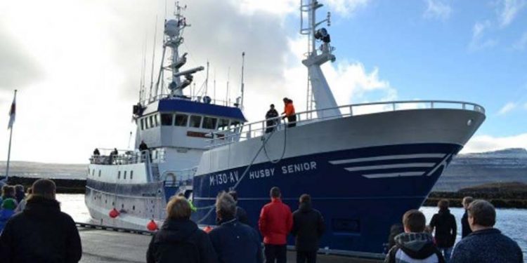 Nyt fra Færøerne uge 12 - Foto: Det tidligere norske fartøj Husby Senior ankom i sidste uge til Færøerne - KiranJ