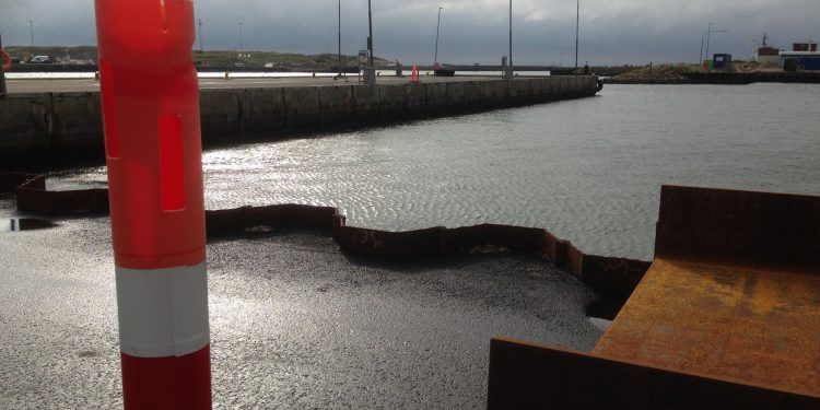 Vodbinderpier udvidet og forstærket med ny spuns og ny asfalt på Hvide Sande Havn