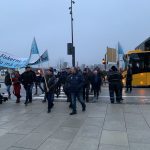 Fiskerne støtter kæmpe demonstration mod en magtbegærlig regering