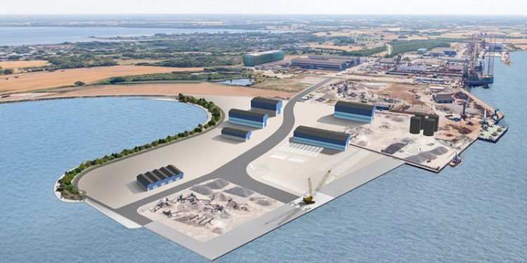 Giftigt havneslam dumpes måske ud for den Nordfynske Kyst  Illustration af den nye havnekaj ved Odense - Lindo port of Odense