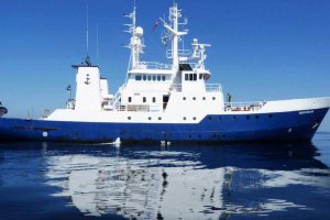 Fiskerikontrolskibet »Vestkysten« fik selv inspektion. Foto: inspektionsfartøjet »Vestkysten«  fiskeristyrelsen