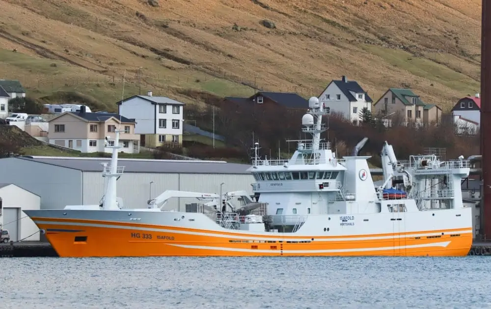 Read more about the article Færøerne: De pelagiske lander både blåhvilling og makrel