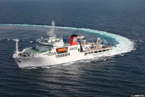 Islandske Hampiðjan har leveret et DynIce Warp-fiberreb, der kan nå havets absolutte dybder – og som har bevist sit værd gennem 11 års hårdt brug. foto: Hampidjan