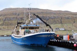 Nyt fra Færøerne uge 46. Partrawlerne Jaspis og Ametyst landede ca. 50 tons på Tofitr.  Foto: Skipini