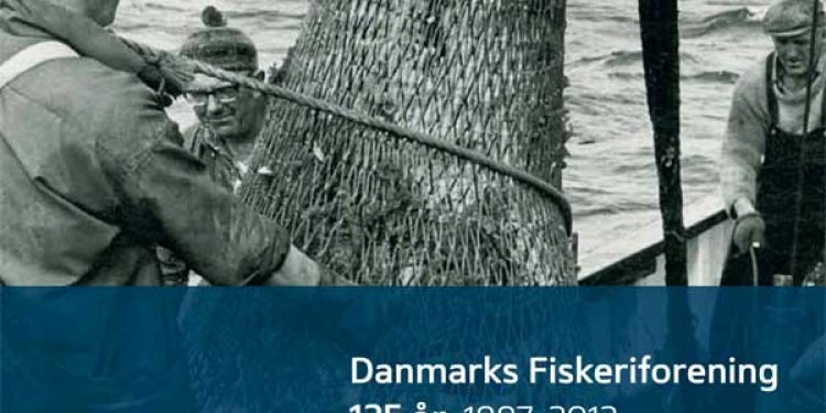 Tillykke til Danmarks Fiskeriforening med de 125 år.  Ill. Jubilæumsmagasinet Danmarks Fiskeriforening