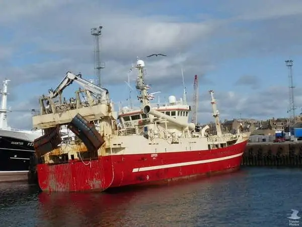 Read more about the article Færøerne: De færøske industritrawlere holder jule-ferie