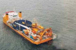 Energinet og tre nabolande rykker sammen i bussen for at sikre hurtigere reparationer af de mange søkabler i Nordsøen. Men bag de fine ord om »forsyningssikkerhed« gemmer sig en virkelighed med et havbunds-netværk, der bliver stadig sværere at navigere i for danske fiskere. foto: EnergiNet