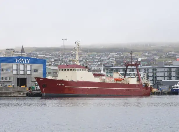 Read more about the article Færøerne: Tidligere reje- og industrifiskefartøj lander fossen hellefisk