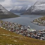 Færøerne: Den næststørste by og vigtigste fiskerihavn har flittige besøg af partrawlerne. foto: wikip
