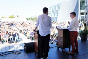 Middelfart danner i dag rammen om årets store samling, hvor klimaet er øverst på dagsordenen. Over tre dage – fra den 28. til 30. august – mødes borgere, forskere, politikere, virksomheder og organisationer for at diskutere, hvordan vi i fællesskab kan finde løsninger på klimakrisen. foto: KLM 2024