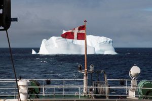 Forskningsskibet Dana har været på klimatogt til Grønland