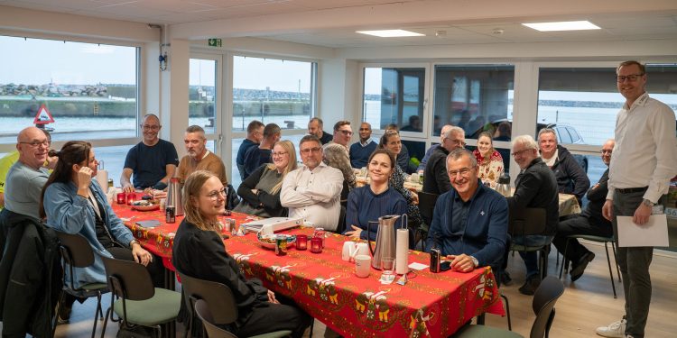 På Hirtshals Havn leder vi nu efter to spændende profiler til at berige vores hold af dygtige kollegaer. Den ene kollega vil være med til at drive en af Danmarks største havneudviklings-projekter. foto: Hirtshals Havn
