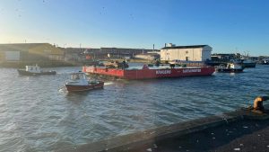 Stor, Større og Bredeste ophalling nogensinde hos Vestkajen’s i Hirtshals. foto: Vestkajen