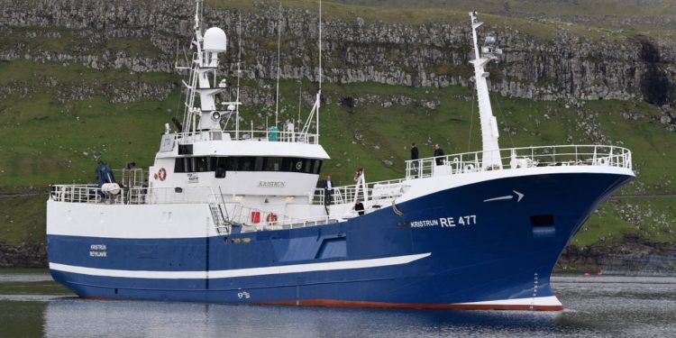 Færøerne: Islandsk trawler er solgt til Færøerne. foto: fiskur.fo