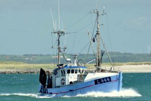 Thyborøn trawler skifter Navn og Havn.  Arkivfoto: trawleren L444 Christian Lykke fra Thyborøn får nu nyt navn RI 102 Iris og skifter til Hvide Sande Havn - RSC