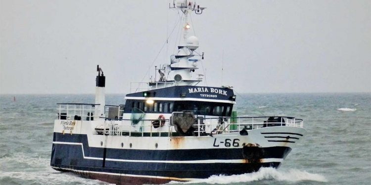Garnbåden »Maria Bork« har et fint tunge-fiskeri i Nordsøen. foto: PmrA
