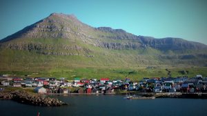 Færøerne: Landinger på Færøernes næststørste Ø Eysturoy