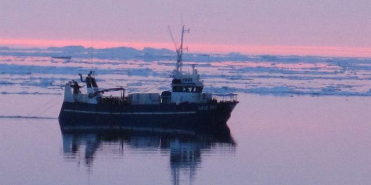 "DMI har på foranledning af Råstofdirektoratet under Grønlands Selvstyre og olielicenshaverne i Baffin Bugten udviklet og idriftsat et operationelt modelsystem til beregning af oliens drift og spredning ved et eventuelt oliespild  Foto: hos89