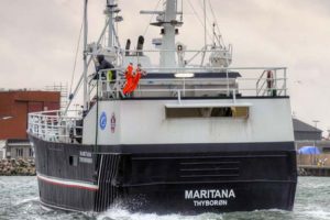 Ung mand omkommet efter arbejdsulykke på Thyborøn Havn  Foto: »Maritina« RCS