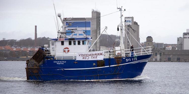 Fiskerne henter juridisk ekspertise til at granske kameraovervågning