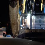 Hollandsk politi slår til i kæmpe aktion på fiskeskibe og fiskeauktioner