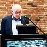 Formand Niller alias Niels Kr. Nielsen fra Hirtshals Fiskeriforening på talerstolen hos Nordsøen Forskerpark. Foto: Niels Chr. Jakobsen.