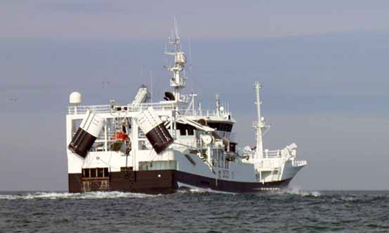 Read more about the article Færøerne: Industrifiskerne lander fortsat blåhvilling