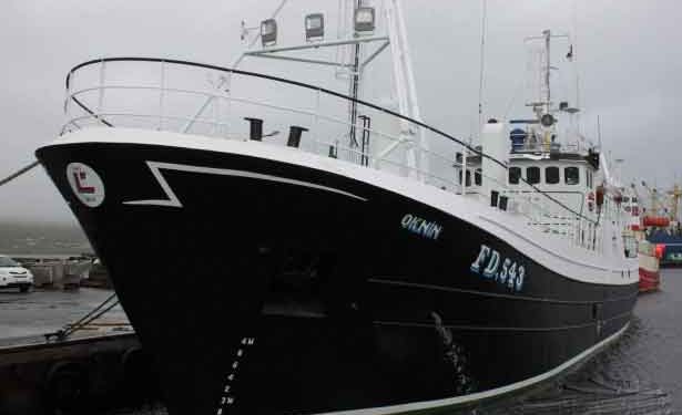 I sidste uge var der travlhed på havnen i Toftir i uge 29, hvor det færøske garnskib **Oknin** FD 543 landede hele 16.000 pund fisk. foto: FS Fiskur.fo