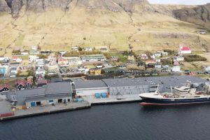 Fiske- og forarbejdnings-virksomheden Pelagos har planer om at købe PP Faroe Pelagic Factory i Kollefjord. foto: Faroe Pelagic