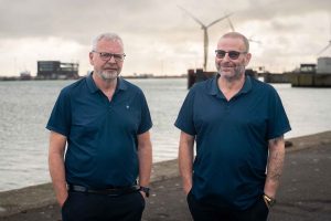 I år fejrede Peter Ydesen og Dennis Lauritsen 35 år på Hirtshals Havn.
