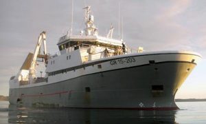 Islandske specialstyrker tog kontrol over Grønlandsk trawler  foto: Polar Nanoq