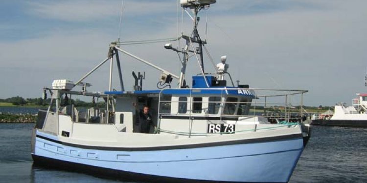 Ombygningen af RS 73 Annika af Strand. - FiskerForum