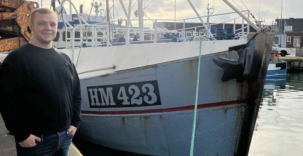 Read more about the article Ung fisker køber snurrevodskutter i Hirtshals