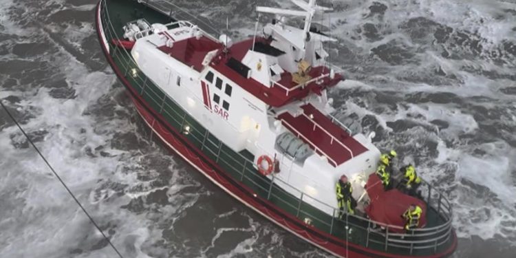 En redningsbåd uden motor - er som en fisker uden garn foto: Hvide Sande Redningsstation