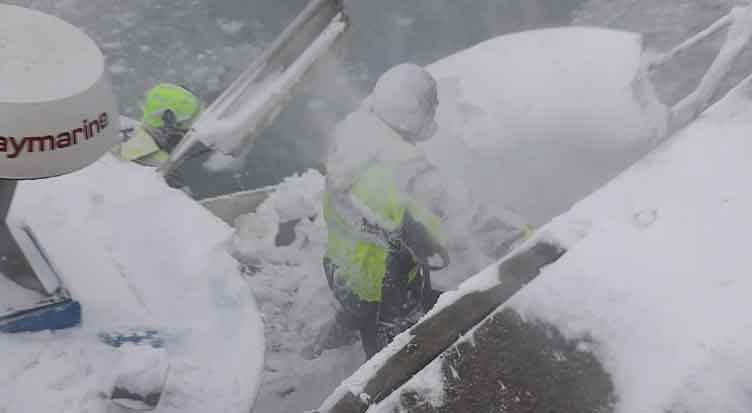 Read more about the article Snefygning sendte kutter til bunds i Hanstholm – flere andre reddet med skovle og pumper