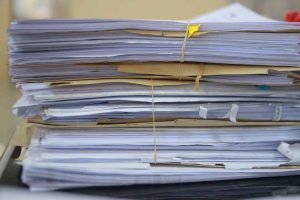 Minister for fødevarer, landbrug og fiskeri Jacob Jensen (V) fortsætter arbejdet med regelforenkling og har fundet yderligere 16 tiltag. Dermed er der nu gennemført eller planlagt i alt 51 forenklinger og tilpasninger, som skal gøre det nemmere at være landmand, fisker og fødevareproducent i Danmark foto: FiskerForum.dk