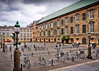 Flere ministerier og styrelser står til store personale besparelser foto: ft.dk