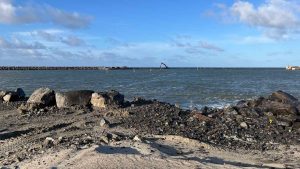 I sidste uge blev MT Højgaard færdig med at bryde den gamle Søndre ydermole ned foto: Rønne Havn