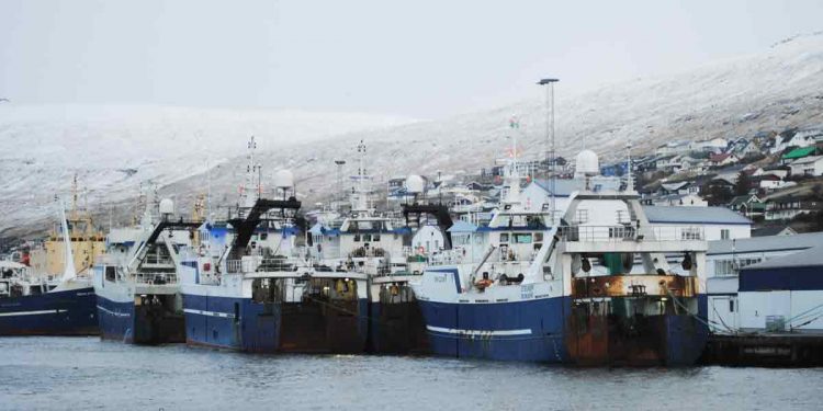 Nyt fra Færøerne uge 51 Foto: Havnen i Runavík - EJ - FiskerForum.dk
