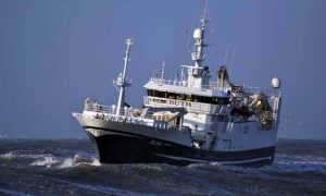 Nyt fra Færøerne uge 45.  foto: Dansk pelagisk trawler Ruth - HHansen