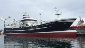 Danske Ruth landede 600 tons makrel til Faroe Pelagic i Kollejord