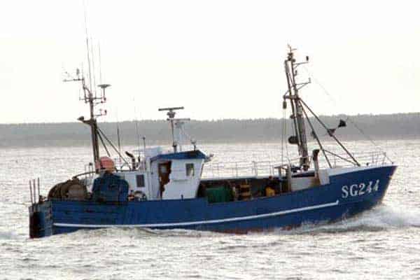 Read more about the article Et uheldigt slæb –  total fiske stop