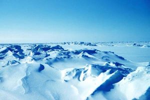 Forskere fremlægger dyster Co2 rapport .  Foto: Isdækket Arktis - Wikipedia