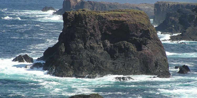 Befolkningen på Shetlandsøerne raser over færøsk fiskeri