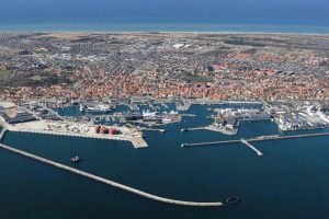 Skagen Havn fejrer havneudvidelsen. Skagen Havns udvidelse fejres fredag den 26. juni på Krydstogtkajen